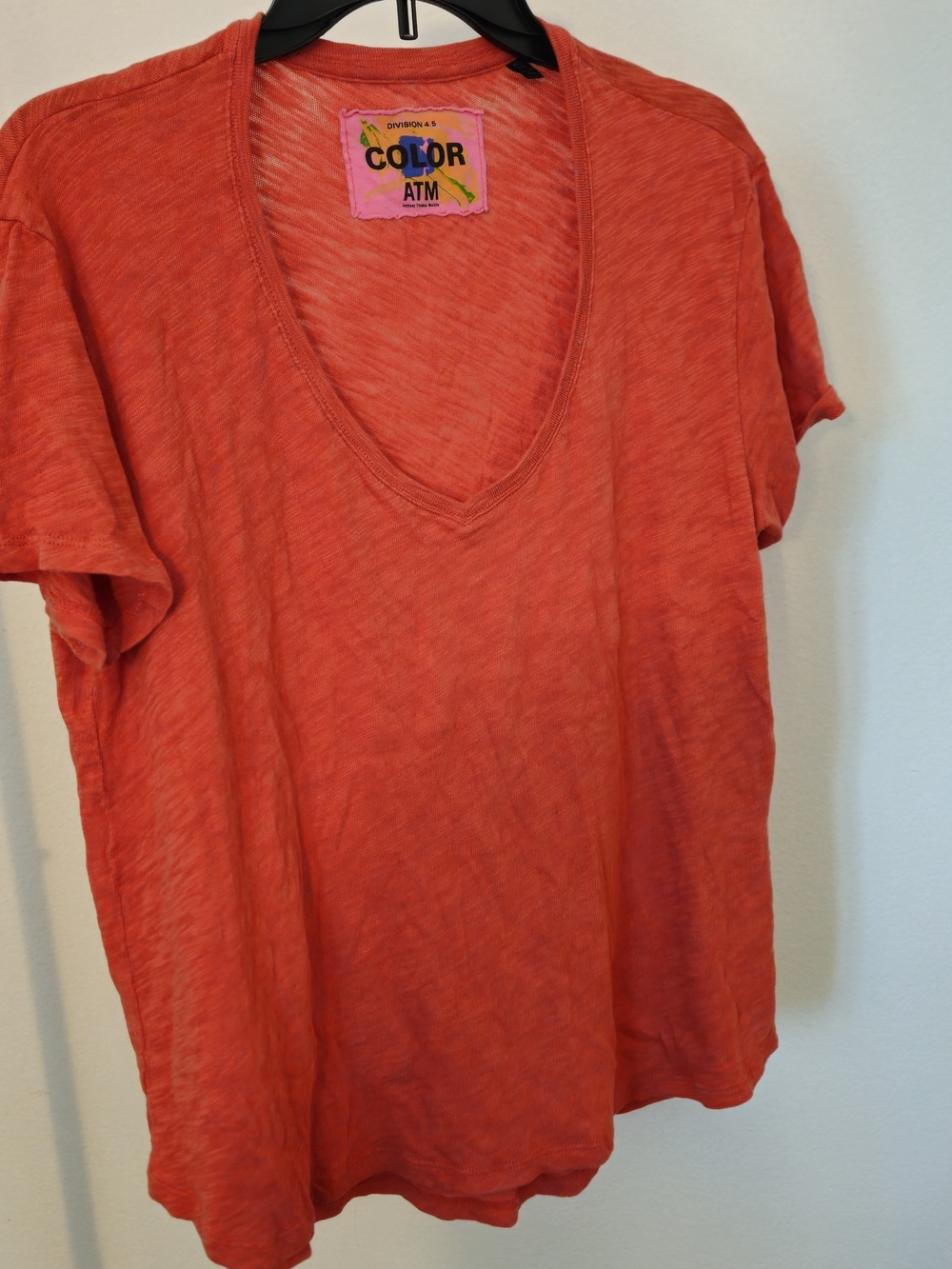 Women's COLOR ATM V-Neck Slub Tee in Coral Red Size Large